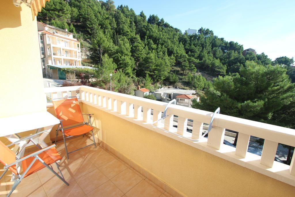 Apartments Villa Astra & Pinija Brela Phòng bức ảnh